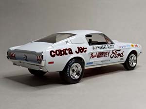 FORD MUSTANG 1968 S/S COBRA JET 1:18 AUTOWORLD — фото 8