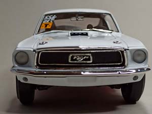 FORD MUSTANG 1968 S/S COBRA JET 1:18 AUTOWORLD — фото 9