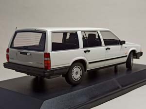 VOLVO 740 GL BREAK 1986 MINICHAMPS 1:18 — фото 6
