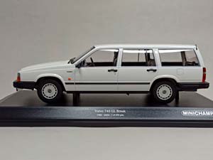 VOLVO 740 GL BREAK 1986 MINICHAMPS 1:18 — фото 2