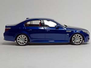 BMW M5 (E60) INTERLAGOS BLUE 1:18 OTTOMOBILE — фото 9