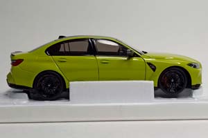 BMW M3 -2020 YELLOW 1:18 MINICHAMPS — фото 6