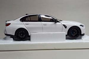 BMW M3 -2020 WHITE 1:18 MINICHAMPS — фото 5