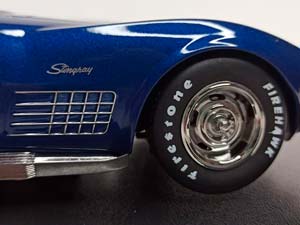 CHEVROLET CORVETTE C3 - 1972 BLUE KK SCALE 1:18 — фото 4