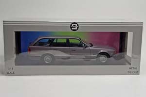 BMW 5ER TOURING (E34) DARK SILVER 1:18 TRIPLE9 — фото 9