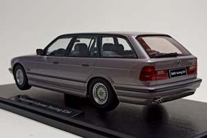 BMW 5ER TOURING (E34) DARK SILVER 1:18 TRIPLE9 — фото 3