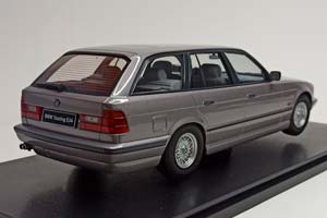 BMW 5ER TOURING (E34) DARK SILVER 1:18 TRIPLE9 — фото 6