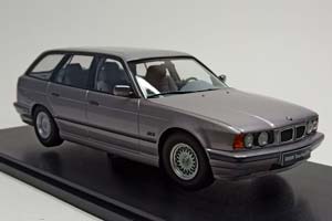 BMW 5ER TOURING (E34) DARK SILVER 1:18 TRIPLE9 — фото 8
