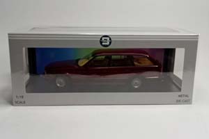 BMW 5ER TOURING (E34) DARK RED 1:18 TRIPLE9 — фото 7