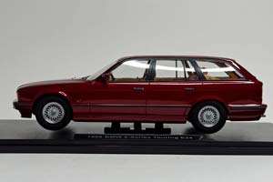 BMW 5ER TOURING (E34) DARK RED 1:18 TRIPLE9 — фото 3