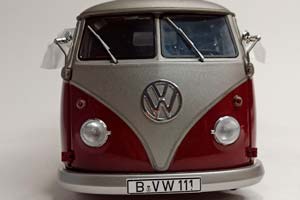 VW VOLKSWAGEN T1 LOWRIDER 1:18 SCHUCO — фото 8