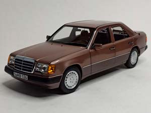 MERCEDES 320 E (W124) 1989 ROSEWOOD 1:18 NOREV