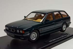 BMW 5ER TOURING (E34) GREEN 1:18 TRIPLE9