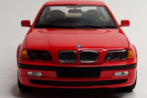 BMW 328I (E46) - 1998 UT MODELS 1:18 — фото 9