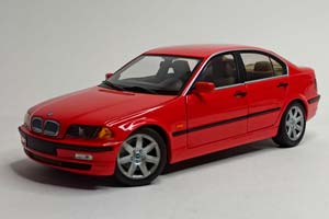 BMW 328I (E46) - 1998 UT MODELS 1:18 — фото 1