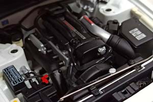 NISSAN SKYLINE GT-R (R32) V-SPEC II AUTOART 1:18 — фото 4
