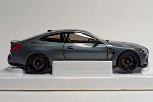 BMW M4 -2020 GREY 1:18 MINICHAMPS — фото 7