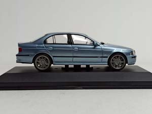 BMW M5 E39 -2003 SOLIDO 1:43 — фото 6
