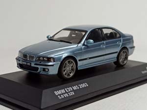 BMW M5 E39 -2003 SOLIDO 1:43 — фото 1