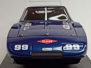 DODGE DAYTONA 1969 LIMITED 1:18 — фото 9