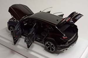 LAMBORGHINI URUS BLACK 1:18 AUTOART — фото 3
