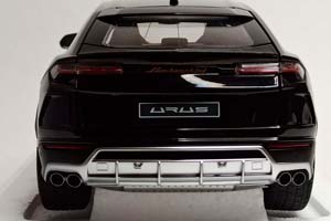 LAMBORGHINI URUS BLACK 1:18 AUTOART — фото 5