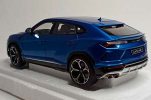 LAMBORGHINI URUS BLUE 1:18 AUTOART — фото 5