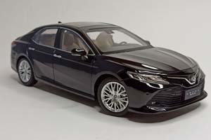 TOYOTA CAMRY BLACK 1:18 ДИЛЕРСКИЙ — фото 8