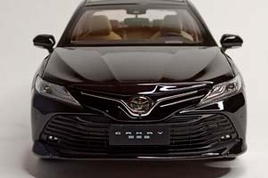 TOYOTA CAMRY BLACK 1:18 ДИЛЕРСКИЙ — фото 9