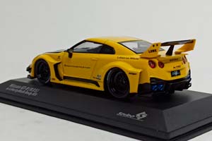 NISSAN GT-R (R35) LB WALK 1:43 SOLIDO — фото 2