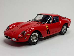 FERRARI 250 GTO 1962 CMC 1:18