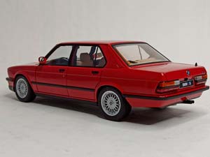 BMW M5 (E28) RED 1987 AUTOART 1:18 — фото 8