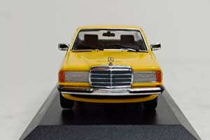 MERCEDES W123 COUPE 1:43 MAXICHAMPS — фото 2