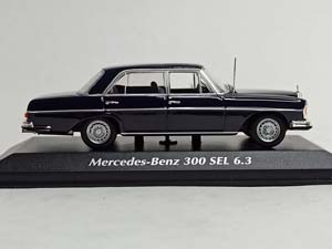 MERCEDES 300 SEL 6,3 DARK BLUE 1:43 MAXICHAMPS — фото 6