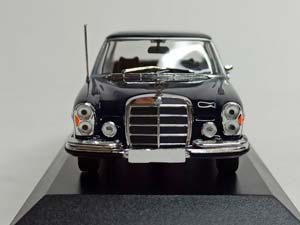 MERCEDES 300 SEL 6,3 DARK BLUE 1:43 MAXICHAMPS — фото 8