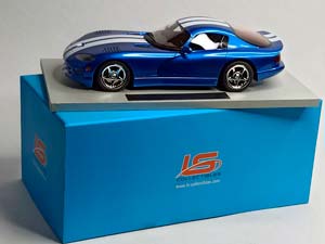 DODGE VIPER GTS 1996 LS COLLECTIBLES 1:18 — фото 10