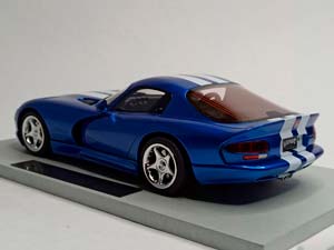 DODGE VIPER GTS 1996 LS COLLECTIBLES 1:18 — фото 3
