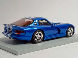DODGE VIPER GTS 1996 LS COLLECTIBLES 1:18 — фото 5