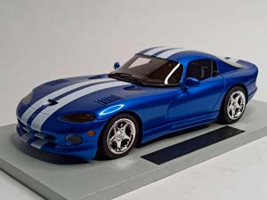 DODGE VIPER GTS 1996 LS COLLECTIBLES 1:18