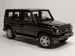 MERCEDES W463 G500 BLACK 1:18 AUTOART — фото 9