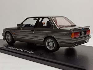 BMW ALPINA B6 3,5 (E30) 1988 GREY 1:18 KK SCALE — фото 3