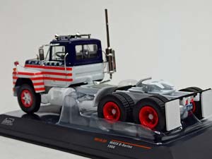 MACK R SERIES "STARS AND STRIPES" IXO 1:43 — фото 2