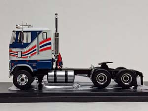 FORD CL 9000 1976 IXO 1:43 — фото 2