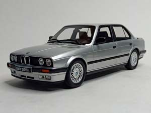 BMW 325I SEDAN (E30) OTTOMOBILE 1:18