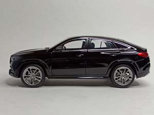 MERCEDES GLE CLASS BLACK 1:18 I SCALE — фото 2
