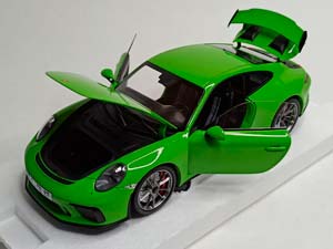 PORSCHE 911 GT3 - 2018 (SHMEE150) MINICHAMPS 1:18 — фото 3