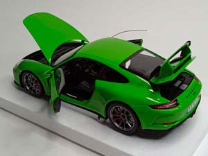 PORSCHE 911 GT3 - 2018 (SHMEE150) MINICHAMPS 1:18 — фото 2