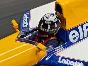WILLIAMS RENAULT DAMON HILL 1993 1:18 — фото 2
