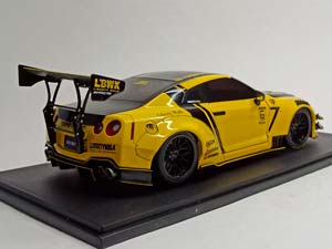 NISSAN GT-R (R35) LBWK 1:18 SOLIDO — фото 7