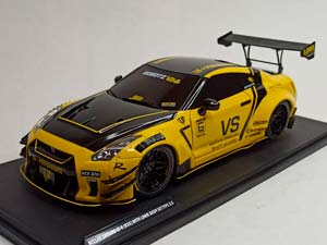 NISSAN GT-R (R35) LBWK 1:18 SOLIDO